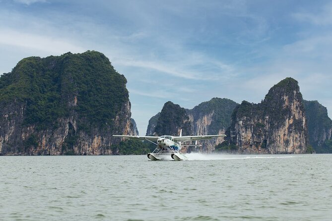 25-Minute Sightseeing Seaplane Tour With Pick up From Halong Area - Location and Pickup