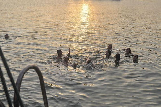 3-Day Halong Bay Party Cruise - Meals & Inclusions