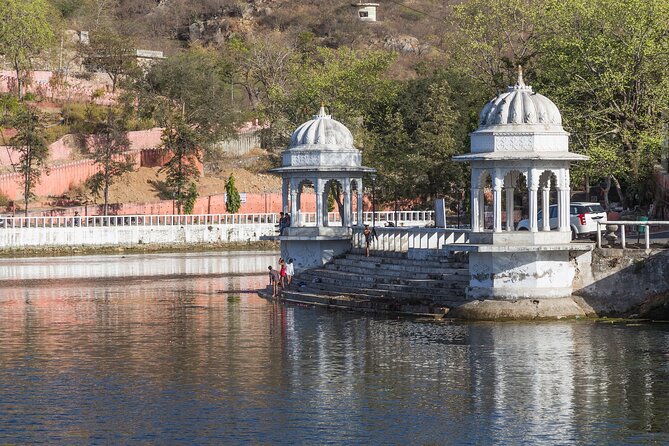 8-Day Udaipur, Jodhpur & Jaisalmer Tour. - Operator and Price