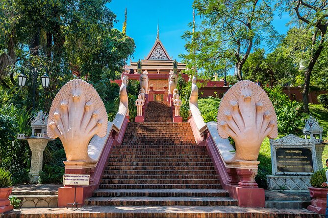 9 Days Private Tour Highlights of Cambodia Angkor Wat and Laos - Day 2: Discovering Phnom Penh