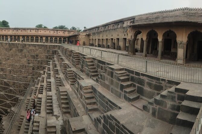 A Day Trip of Chand Baori & Fatehpur Sikri From Jaipur With Guide - Additional Information