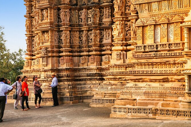 A Trip of Khajuraho, Orchha, Gwalior, Jhansi From Delhi in 5 Day - Meeting Points and Pickup Information