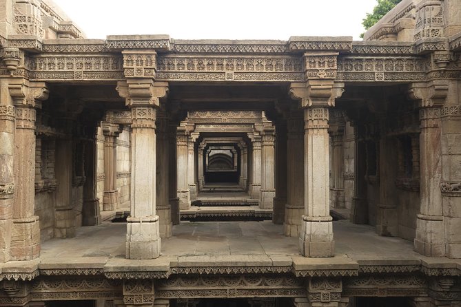 Ahmedabad & Udaipur 5 Days Private Tour - Transportation Services