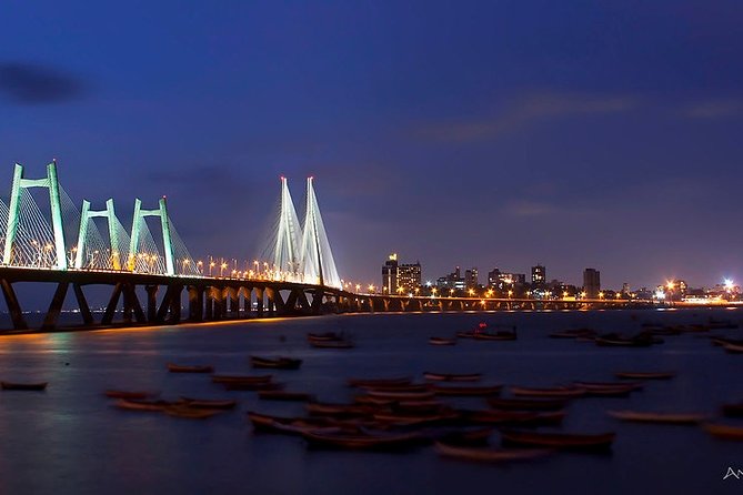An Evening at Shree Siddhivinayak and the Bandra Worli Sea Link With Dinner - Inclusions and Exclusions
