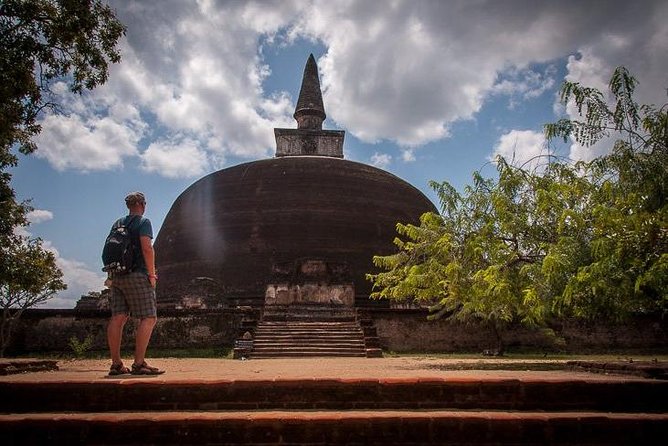 Ancient Kingdoms Tour (Polonnaruwa,Sigiriya,Kandy)with Holiday Walkers Sri Lanka - Accessibility Information