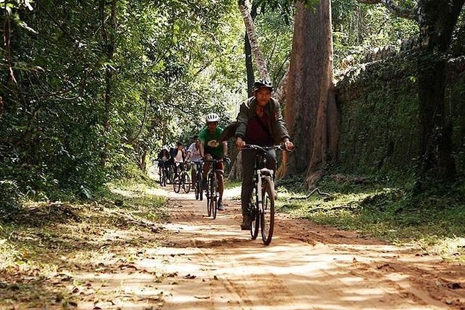 Angkor Wat & Bayon: the Smiling Temple Bike Tour - Additional Information