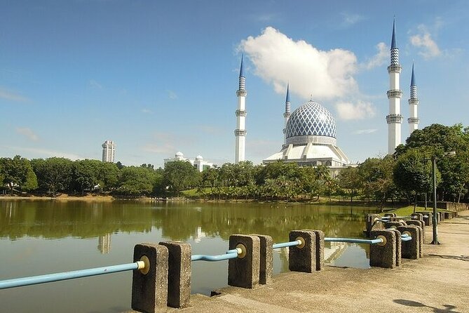 Blue Mosque and Batu Caves Private Tour From Kuala Lumpur - Pickup Logistics