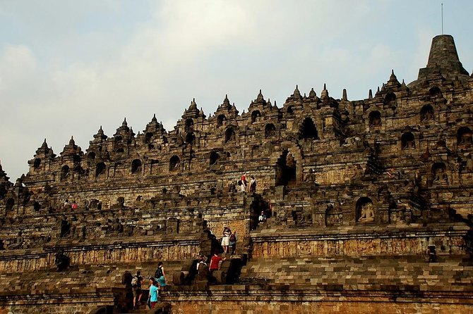 Borobudur Temple Private Tour With German Speaking Guide - Pickup Information