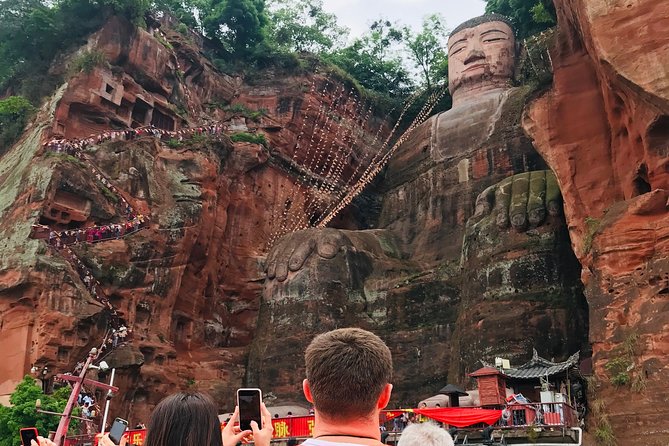 Chengdu Private Day Trip: the Research Base of Giant Panda & Leshan Giant Buddha - Admission Details