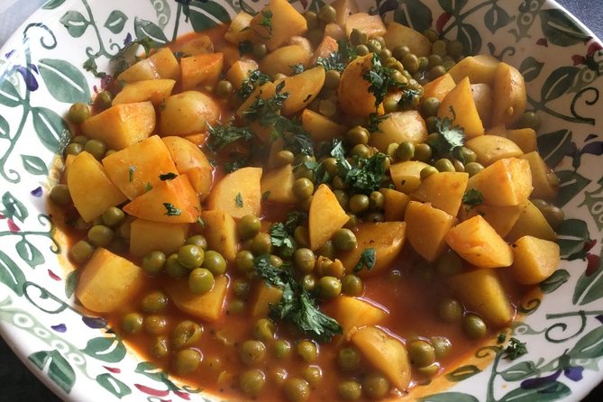 Cook and Dine Veg Meal Class in Mumbai - Inclusions and Exclusions