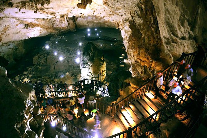 Dark and Paradise Cave - Location Information