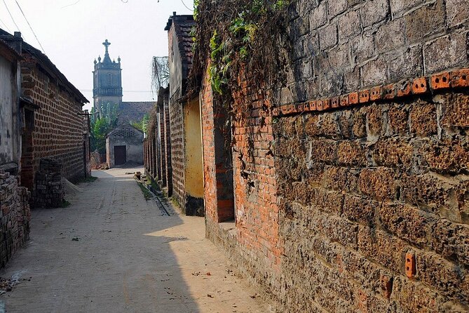 Duong Lam Ancient Village Exploring - Private Tour - Local Cuisine Experience