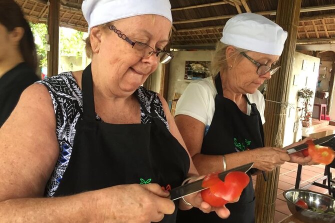Experience Local Hmong Cooking Class - Homestay in Sapa - Meeting Details and End Point