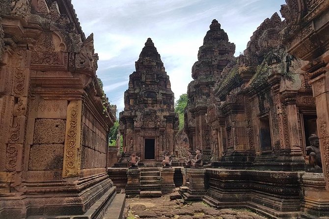 Full-Day Angkor Wat Temples With a Local Tuk Tuk Tours - Tour Restrictions
