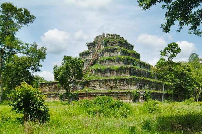 Full-Day Private Tour to Preah Vihear, Koh Ker and Beng Mealea - Frequently Asked Questions