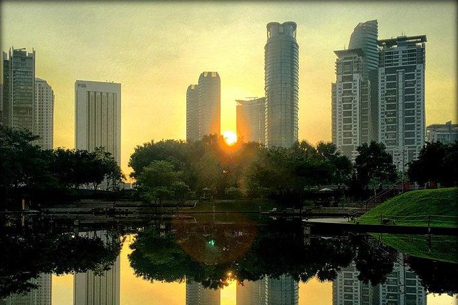 Glittering Night Tour: KLCC Symphony Fountain & The River of Life - End Point Details