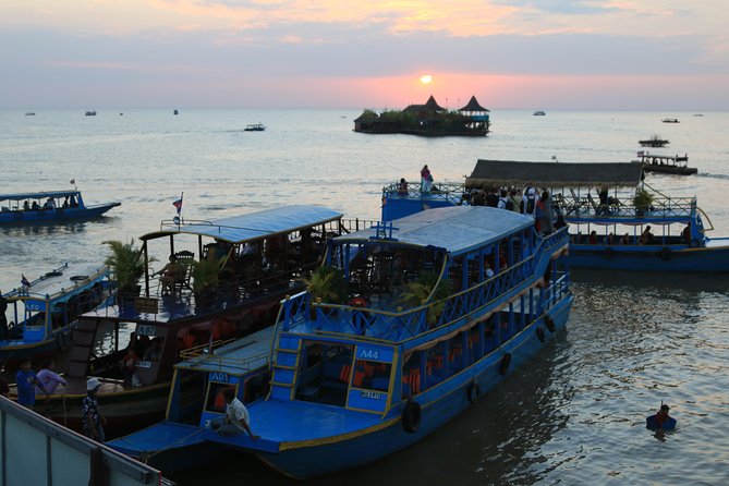 Haft Day Floating Village & Old Market - Pickup Details