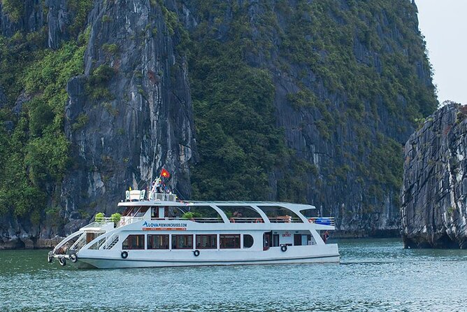 Halong Bay Luxury Day Cruise With Buffet Lunch, Cave & Island - Buffet Lunch Delights