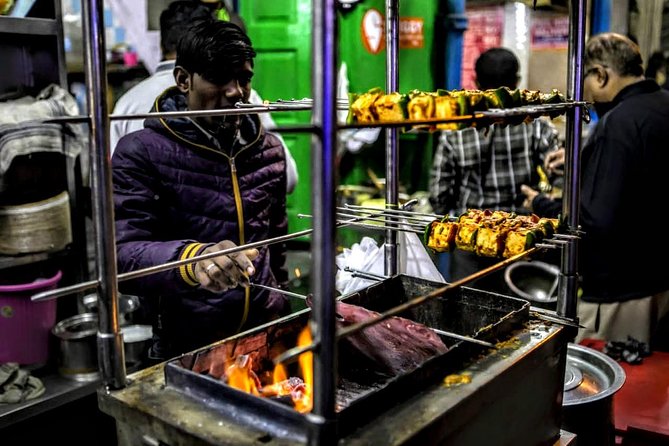 Indulge in Flavours and Food Stories of New Delhi - Spices and Sensory Experiences
