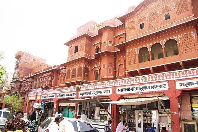 Jaipur Heritage Full Day Sightseeing With Female Guide (Only Female and Couples) - Female Guide Benefits