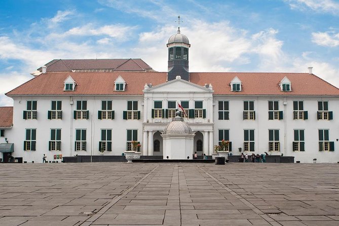 Jakarta City Tour Motorbike - Pricing and Cancellation Policy