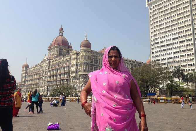 Kanheri Caves, Crawford Market, and Kala Ghoda Art District Tour - Shopping Extravaganza