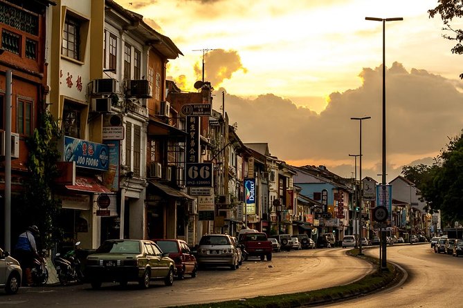Kuching City Tour & Annah Rais Longhouse - Tour Guide