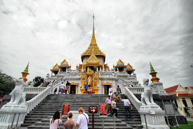 Motorbike City & Temple Tour Including Golden Buddha,Reclining Buddha & Wat Arun - Tour Details