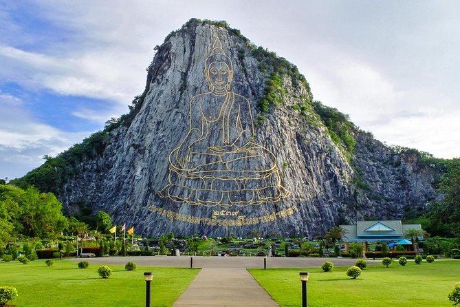 Pattaya Selfie City & Temple Tour by Songthaew (Local Transportation) - Pickup and Meeting Points