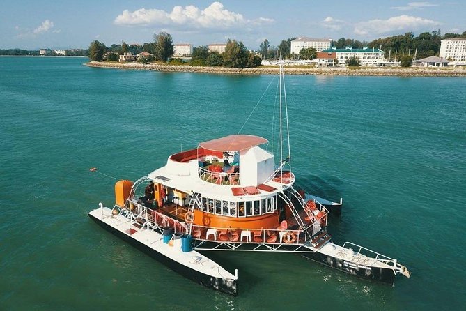 Port Dickson Day Tour With Sunset Cruise - Yacht Restaurant Lunch