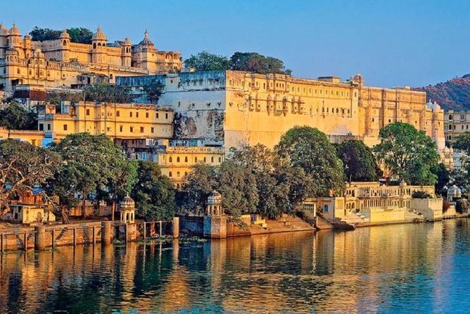 Private 02- Day Udaipur Tour Return Flight From New Delhi - Frequently Asked Questions