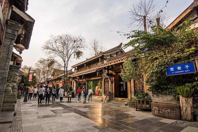 Private 2-Day Chengdu Sightseeing Tour: City Highlights, Panda, Leshan Buddha - The Sum Up