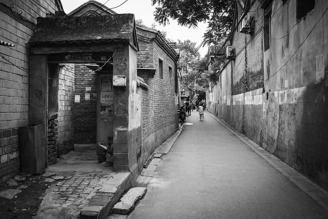 Private Beijing Day Tour Boating in Summer Palace and Hutong Visiting - Frequently Asked Questions