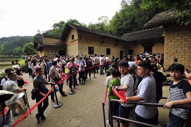 Private Changsha Day Tour to Shaoshan-The Birthplace of Mao Zedong - Transportation and Guide