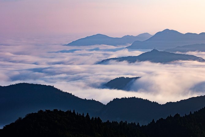 Private Day Tour to Mt Hengshan From Guangzhou by Round-Way Bullet Train - Tour Highlights