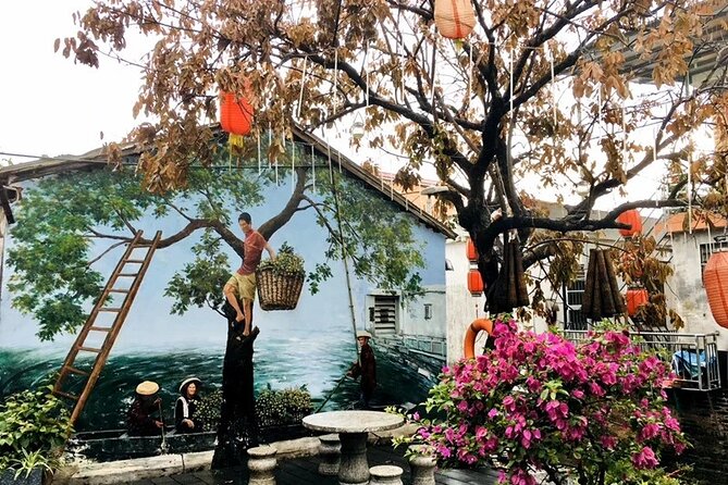 Private Day Tour to Shibansha Islet and Rainbow Village From Guangzhou - Meeting Point and Time