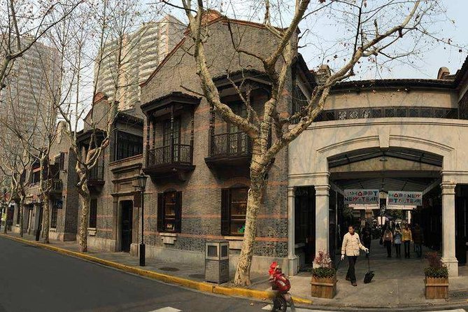 Private Shanghai Tour With Shanghai Home Visiting and Cooking Class - Whats Included