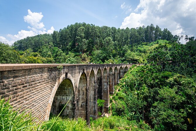 Private Tour Trek to Little Adams Peak and Nine Arches Bridge - The Sum Up