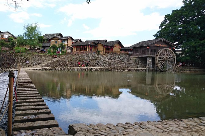 Private Transfer Between Xiamen City and Yun Shui Yao Ancient Town - Booking Options and Availability