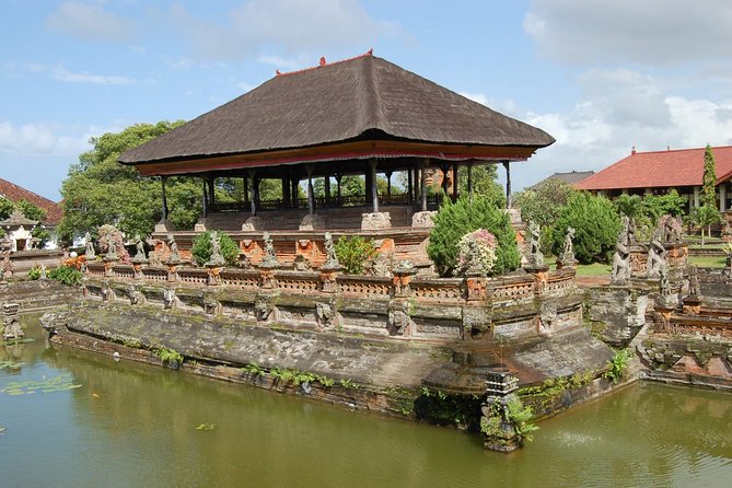 Private Transfer From Surabaya Airport (Sub) to Semampir - Booking Options