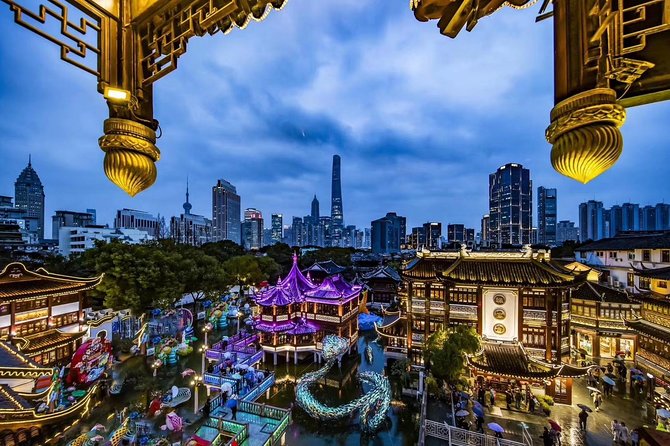 Shanghai VIP River Cruise Experience With Dinner and Guide - Additional Information