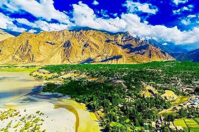 Skardu Tour - The Little Tibet - Local Cuisine and Dining Options