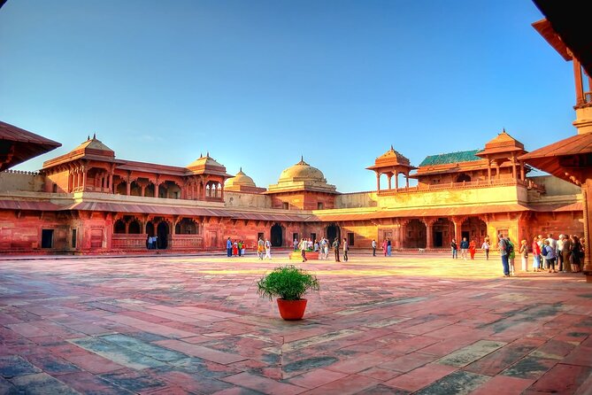 Taj Mahal Tour With SOS Park & Fatehpur Sikri Visit - Tour Itinerary