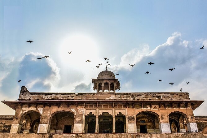 Transit Trip: Lahore Guided Day Trip With Round Trip Airport Transfers - Expectations
