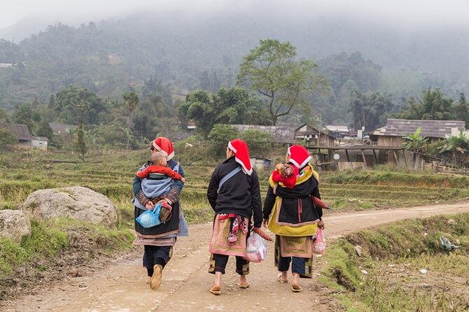 Truly Sapa Tour 3 Days-2nights: Fansipan Peak & Tribal Villages - Fansipan Peak Experience