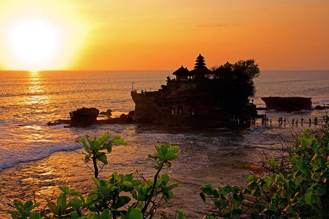 Ulun Danutemple With Tanah Lot Sunset Tour - Price and Booking Information