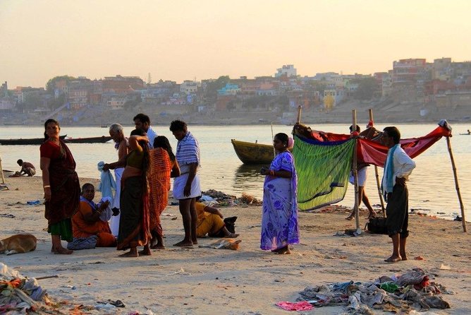 Varanasi Day Tour With Same Day Flights From Mumbai - Additional Considerations
