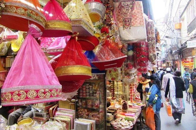 Walking Tour of Old Delhi Includes One Meal and Rickshaw Ride With Guide - Meeting Point