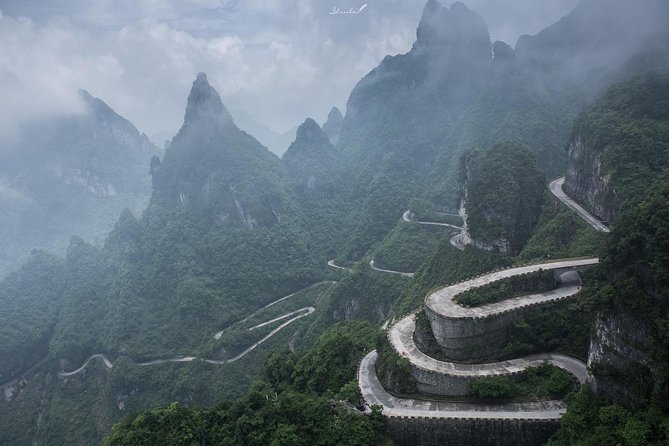 Zhangjiajie Private 5-Day Tour: Tianmen Mountain and Fenghuang County - Booking Requirements