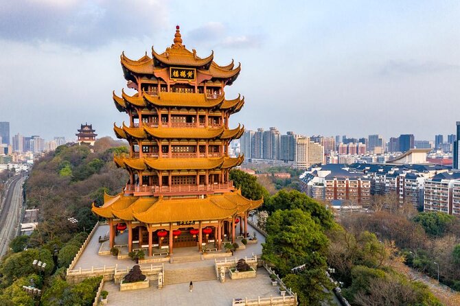 4 Hours Walking Tour to Wuhan Yellow Crane Tower and Donghu Lake With Boat Trip - Good To Know